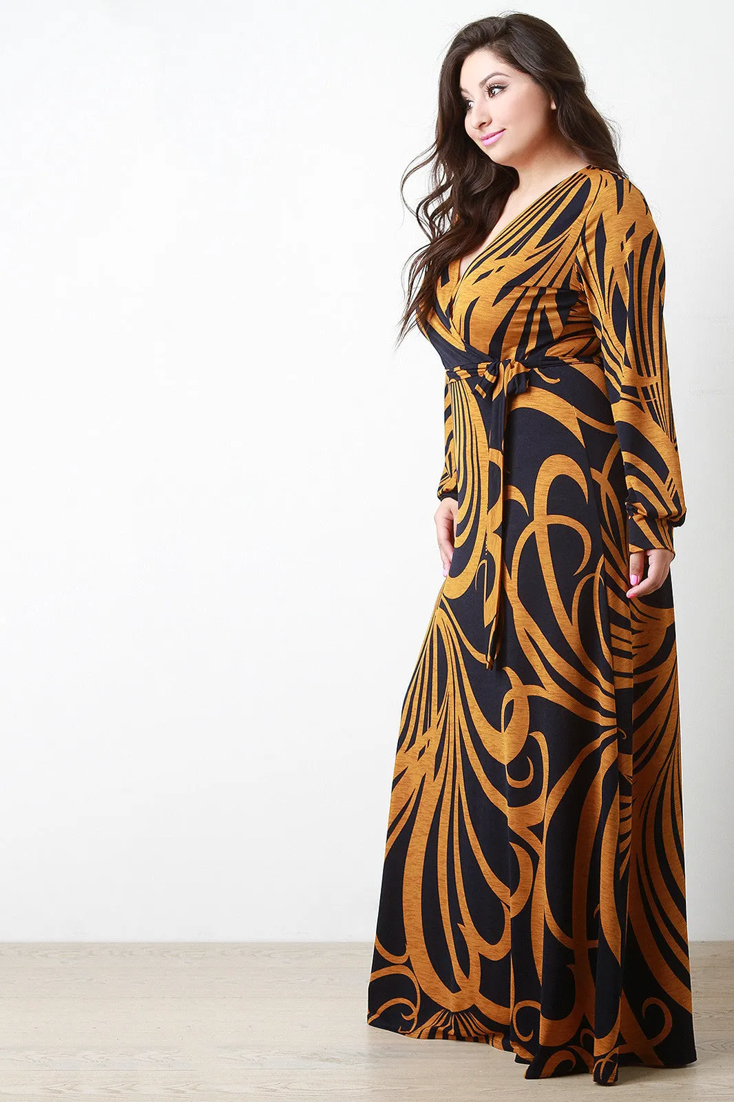 Abstract Curve Lines Surplice Longsleeve Maxi Dress