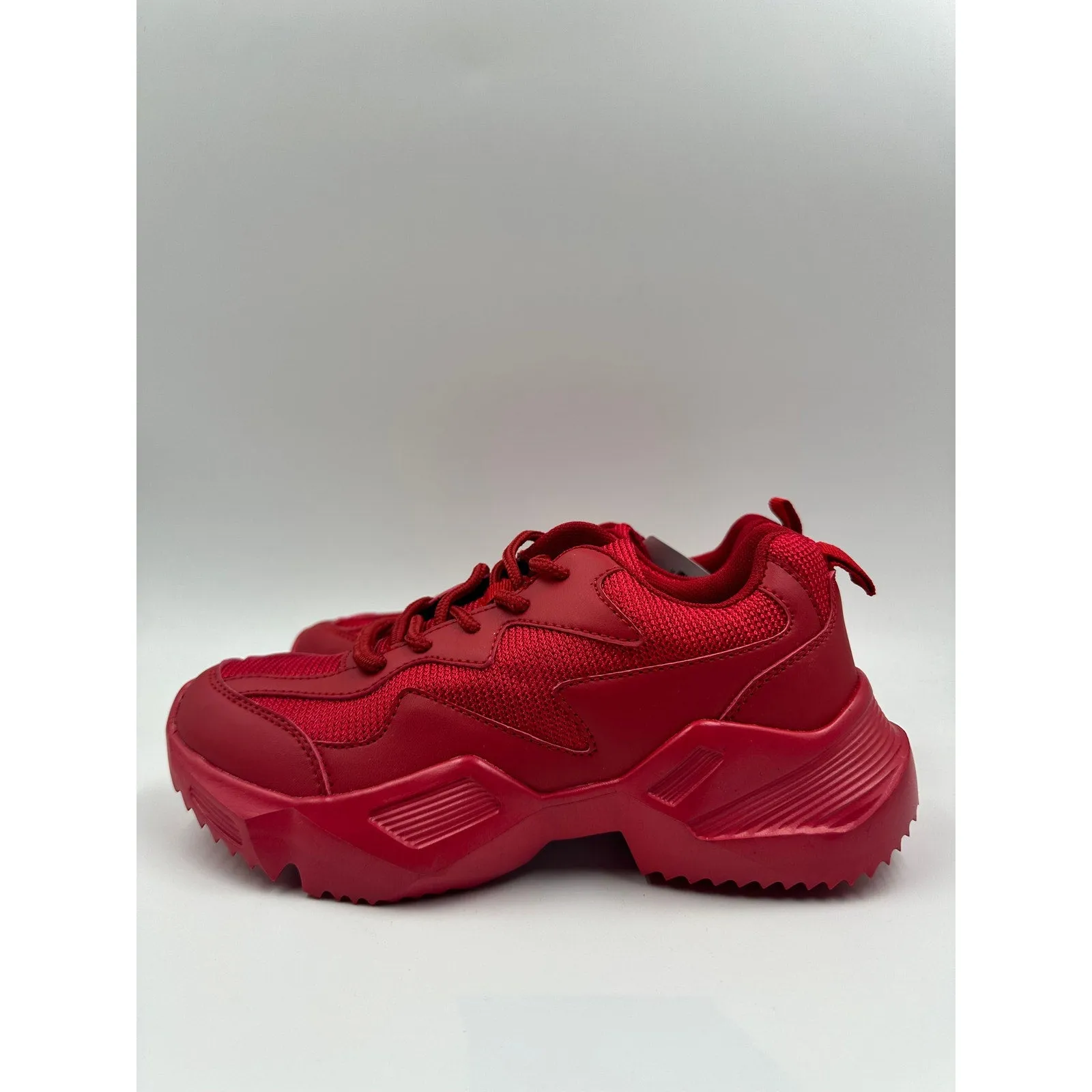 Women's Size 6, 90s Chunky All Red Bright Sneaker with Full Molded Cushy Sole